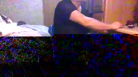 Snapshot of lgck12in chatting on 03/07/25, 07:19 C2bme online show from 03/07/25, 07:19