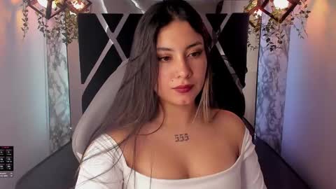 Snapshot of lia_14_ chatting on 12/31/24, 02:36 Lia online show from 12/31/24, 02:36