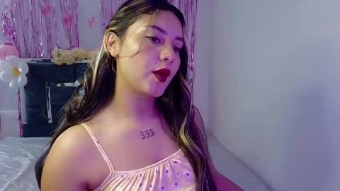 Snapshot of lia_14_ chatting on 09/20/25, 05:36 Lia online show from 09/20/25, 05:36