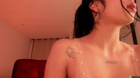 Snapshot of lia__summer chatting on 02/28/25, 01:05 lia__summer online show from 02/28/25, 01:05