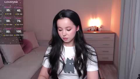 Snapshot of lia_hetty chatting on 11/14/25, 01:21 L I A online show from 11/14/25, 01:21