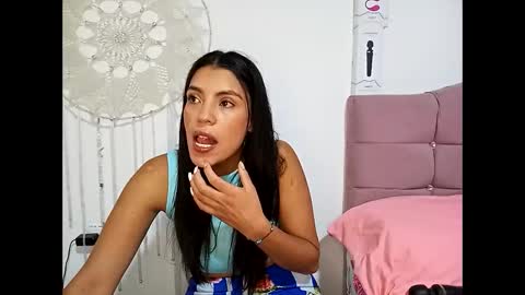 Snapshot of lia_hottie chatting on 11/13/25, 05:12 Lia online show from 11/13/25, 05:12