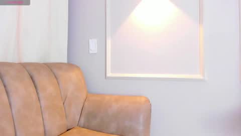 Snapshot of lia_walton__ chatting on 12/07/24, 12:02 liz walton online show from 12/07/24, 12:02