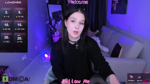 Snapshot of lia_xxgirl chatting on 12/06/24, 12:02 Lia online show from 12/06/24, 12:02