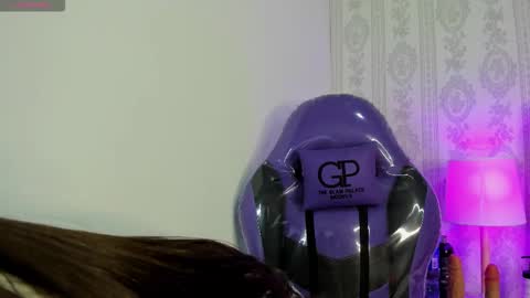 Liaa online show from 10/15/25, 02:44