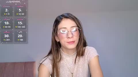 Snapshot of liaaa___ chatting on 12/21/24, 01:32 Lia online show from 12/21/24, 01:32