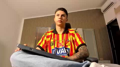 Liam Smith online show from 09/27/25, 12:21