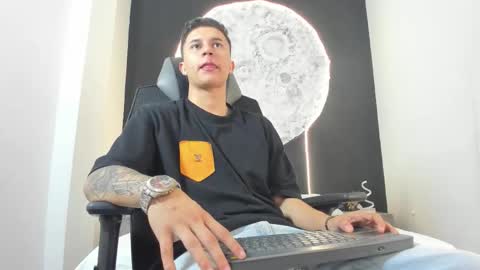 Liam Smith online show from 10/20/25, 12:27