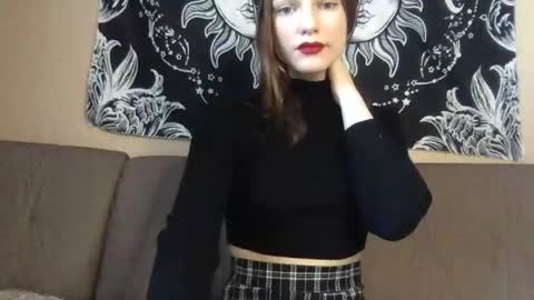 Snapshot of liabanny chatting on 02/20/25, 01:30 Julia online show from 02/20/25, 01:30