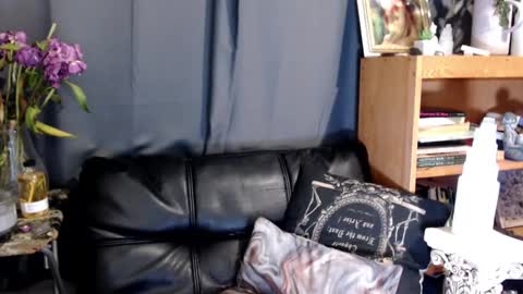 Snapshot of liadivina chatting on 12/14/24, 08:13 Lia Divina online show from 12/14/24, 08:13