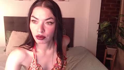 LIA online show from 10/28/25, 01:47