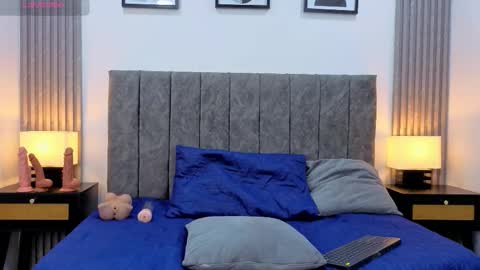 Liam forest  online show from 11/16/25, 04:51