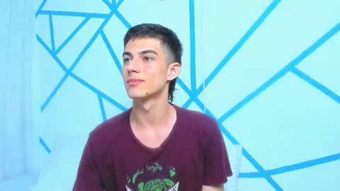 liam_scott7 online show from 12/15/24, 12:17
