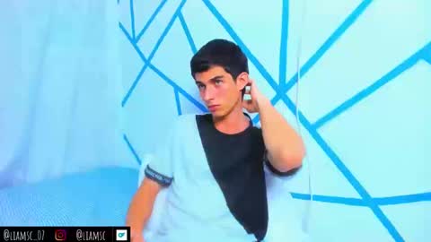 liam_scott7 online show from 09/28/25, 12:49