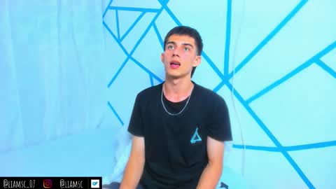 liam_scott7 online show from 10/02/25, 11:56