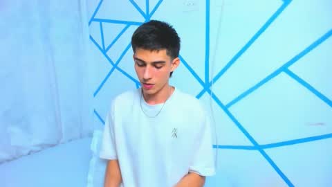 Snapshot of liam_scott77 chatting on 11/02/25, 11:51 Liam scott77 online show from 11/02/25, 11:51