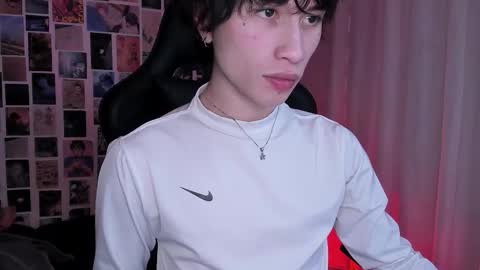 Liam online show from 11/19/25, 05:07