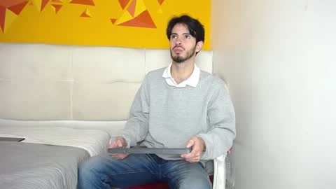 Snapshot of liamluxe chatting on 01/11/25, 12:18 LiamLuxe online show from 01/11/25, 12:18