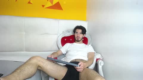 Snapshot of liamluxe chatting on 01/30/25, 06:21 LiamLuxe online show from 01/30/25, 06:21