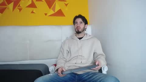 Snapshot of liamluxe chatting on 02/18/25, 12:39 LiamLuxe online show from 02/18/25, 12:39