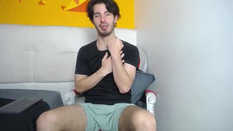 Snapshot of liamluxe chatting on 02/25/25, 03:49 LiamLuxe online show from 02/25/25, 03:49