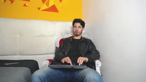 Snapshot of liamluxe chatting on 03/03/25, 03:42 LiamLuxe online show from 03/03/25, 03:42