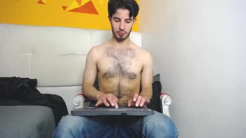 Snapshot of liamluxe chatting on 03/03/25, 06:44 LiamLuxe online show from 03/03/25, 06:44