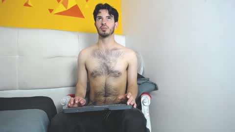 Snapshot of liamluxe chatting on 03/05/25, 05:39 LiamLuxe online show from 03/05/25, 05:39