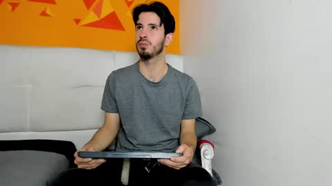 Snapshot of liamluxe chatting on 03/11/25, 02:18 LiamLuxe online show from 03/11/25, 02:18