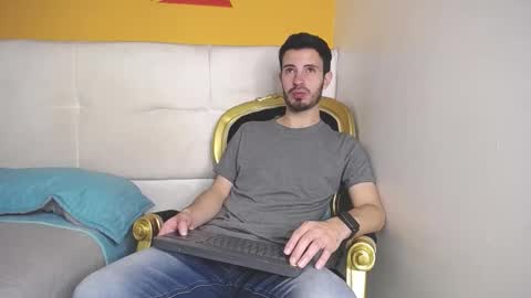Snapshot of liamluxe chatting on 09/28/25, 02:00 LiamLuxe online show from 09/28/25, 02:00