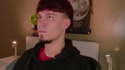 Snapshot of liamthunder05_ chatting on 10/13/25, 07:36 Liam Thunder online show from 10/13/25, 07:36