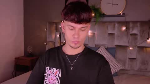 Snapshot of liamthunder05_ chatting on 10/27/25, 03:10 Liam Thunder online show from 10/27/25, 03:10