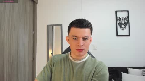 Snapshot of lian_eathan chatting on 10/10/25, 07:46 lian_eathan online show from 10/10/25, 07:46