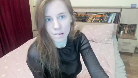 Snapshot of lianamiller88 chatting on 10/18/25, 06:30 lianamiller88 online show from 10/18/25, 06:30