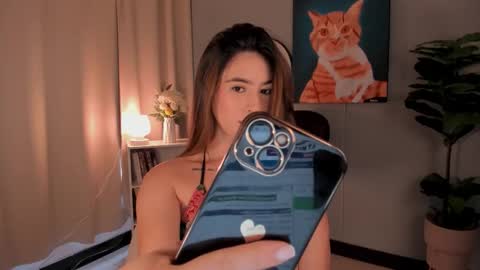 Snapshot of liapearce chatting on 10/21/25, 12:06 Lia online show from 10/21/25, 12:06