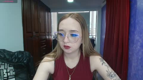 Lia Roberts online show from 12/02/24, 07:49