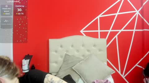 Lia Roberts online show from 01/04/25, 12:05