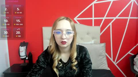Lia Roberts online show from 01/10/25, 12:04
