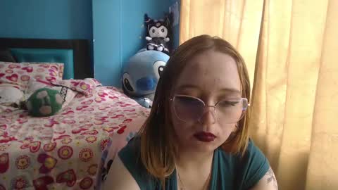 Lia Roberts online show from 03/04/25, 03:48