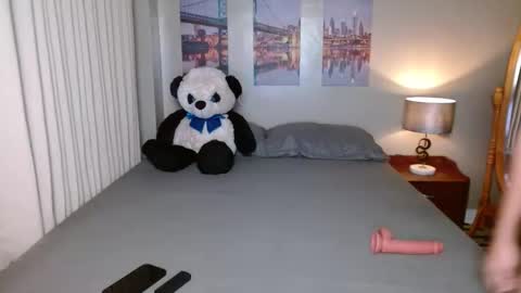 Liayanah  online show from 12/01/25, 06:13