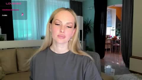 Snapshot of libby_nora chatting on 12/02/24, 11:45 Libby online show from 12/02/24, 11:45