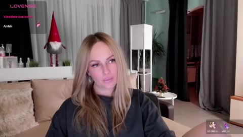 Snapshot of libby_nora chatting on 01/07/25, 03:54 Libby online show from 01/07/25, 03:54