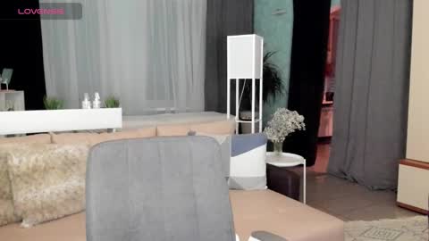 Snapshot of libby_nora chatting on 02/04/25, 03:04 Libby online show from 02/04/25, 03:04