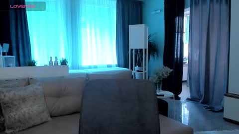 Snapshot of libby_nora chatting on 02/19/25, 12:22 Libby online show from 02/19/25, 12:22