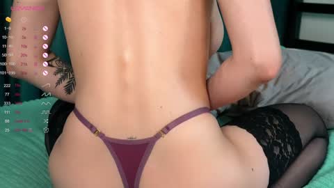 Snapshot of libbyshepard chatting on 10/05/25, 11:41 Elena online show from 10/05/25, 11:41