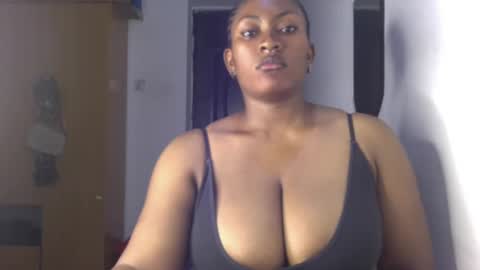 Snapshot of lick_my_pussyyy226651 chatting on 12/01/24, 11:47 caira online show from 12/01/24, 11:47
