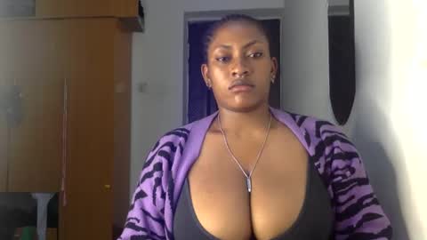 Snapshot of lick_my_pussyyy226651 chatting on 01/12/25, 12:28 caira online show from 01/12/25, 12:28