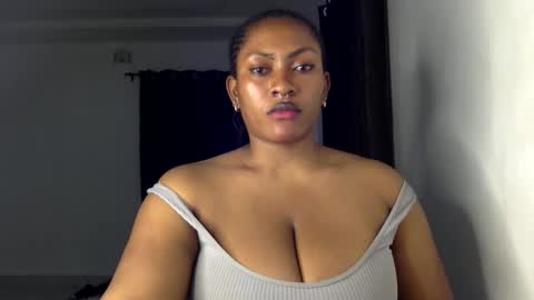 Snapshot of lick_my_pussyyy226651 chatting on 09/17/25, 10:11 caira online show from 09/17/25, 10:11