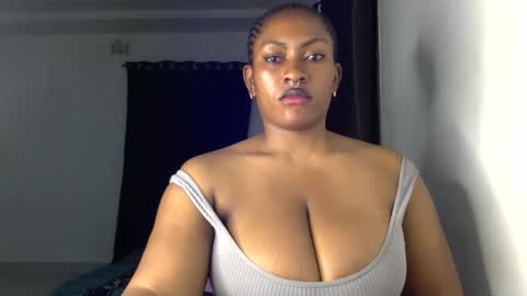 Snapshot of lick_my_pussyyy226651 chatting on 09/23/25, 10:24 caira online show from 09/23/25, 10:24