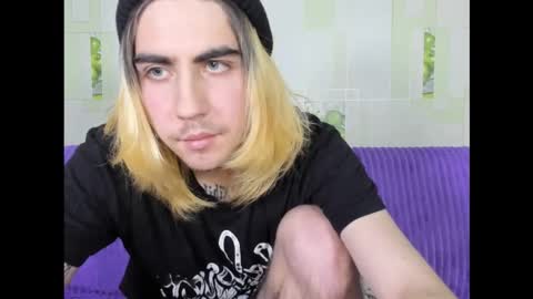 lifelover_337 online show from 11/25/25, 06:30